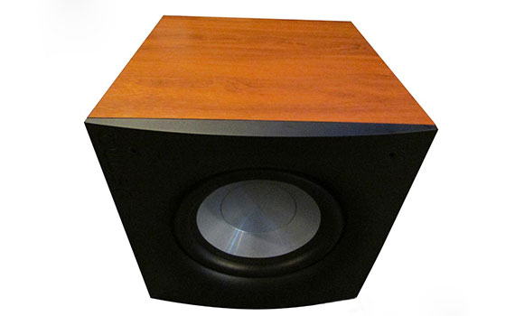 Loa Jamo J112 Sub thiết kế gọn nhẹ