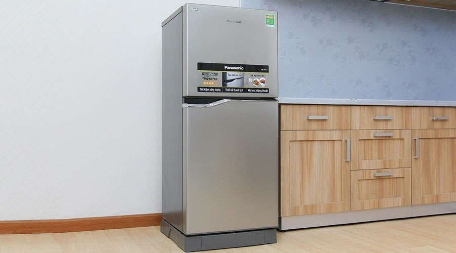 Tủ lạnh Panasonic NR-BA178PSVN 152 lít bán trả góp 0% tại nguyenkim.com