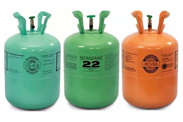 Thay gas cho máy lạnh theo định kì để bảo vệ thiết bị