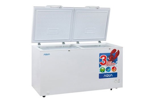 Tủ đông Aqua AQF-C680 thiết kế 2 cánh cửa mở tủ tiện lợi