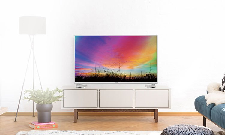 Thiết kế ấn tượng với màn hình 49inch siêu thanh mảnh