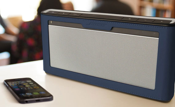 Loa Bose Soundlink III kết nối bluetooth nhanh chóng qua smartphone, tablet