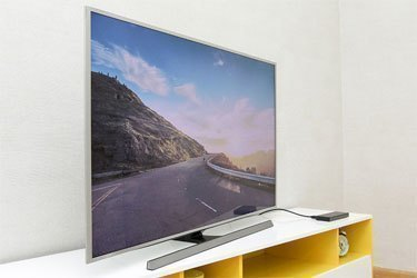 Tivi LED Samsung UA55JS8000 UHD 55