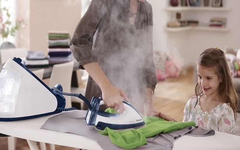 Loại bàn ủi hơi nước làm phẳng quần áo bằng nhiệt độ hơi nước