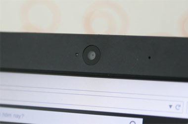 Laptop HP 15 R208TU tích hợp webcam