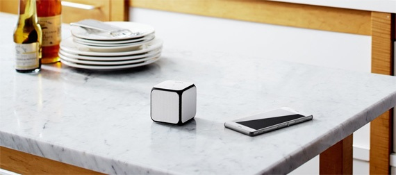 Loa Sony mini SRS-X11 màu đỏ kết nối không dây bluetooth
