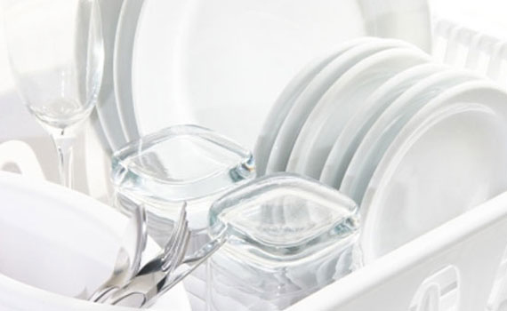 Nước rửa chén Sunlight diệt khuẩn 3.8 kg sử dụng hoạt chất tẩy