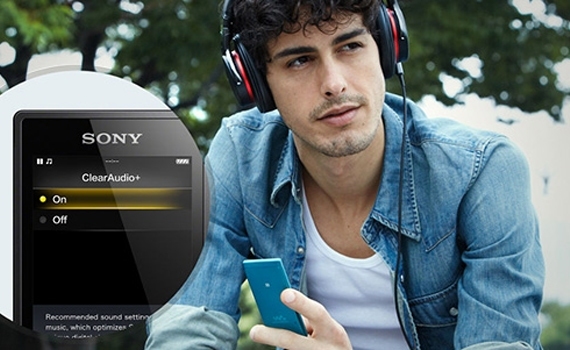 Máy nghe nhạc Sony NW-E394 màu đỏ được Nguyễn Kim nâng cấp