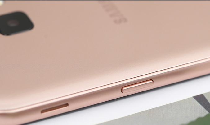 SAMSUNG GALAXY J4 CORE VÀNG - Camera ấn tượng