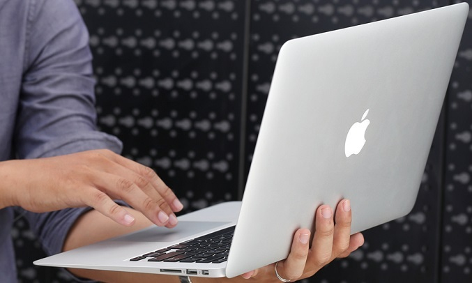 Apple Macbook Air i5 13.3 inch MQD32SA/A 2017 - Thời lượng pin 12 tiếng