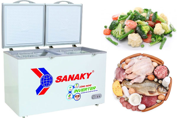 Trang bị 2 cửa của tủ đông giúp người dùng thuận tiện lấy thực phẩm bên trong