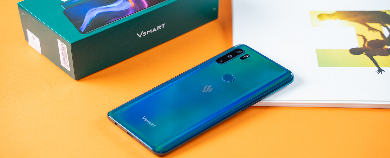 Điện thoại Vsmart Active 3 (6GB/64GB) Xanh Sapphire - Thiết kế sang trọng, mặt lưng kính thời thượng