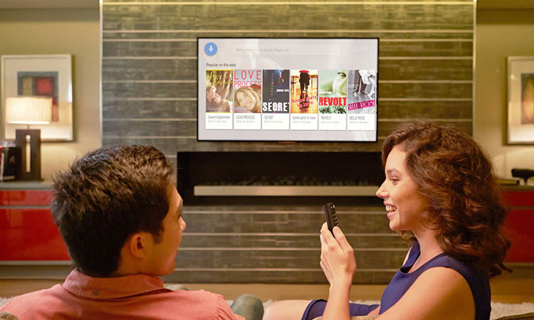 Tivi Sony 55 inches KD-55X8000E/SVN3 có thể tìm kiếm bằng giọng nói