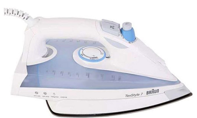 Bàn ủi hơi nước Braun TS725A công suất lớn