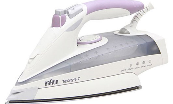 Bàn ủi hơi nước Braun TS755A hiện đại