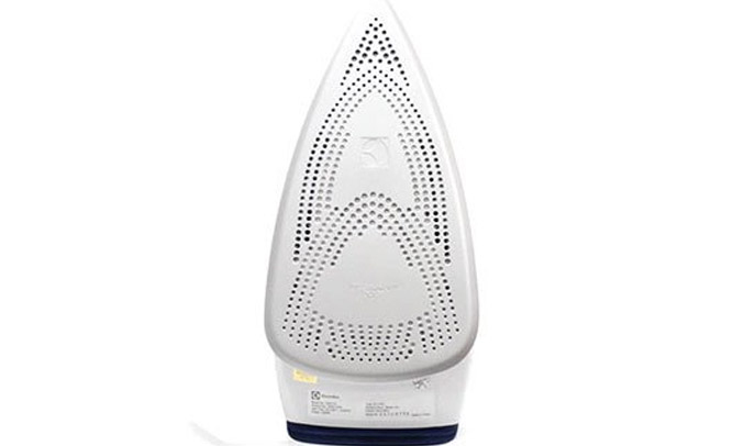 Bàn ủi hơi nước Electrolux ESI6123 công suất lớn