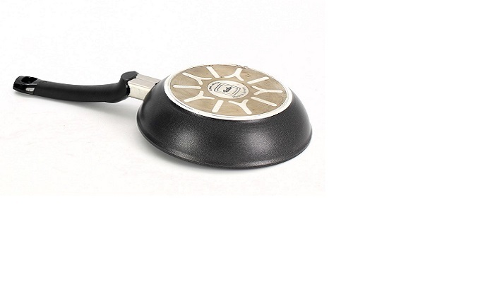 Chảo nhôm chống dính Fissler Adamant Comfort 20 cm - Công nghệ đáy chảo Cookstar độc quyền