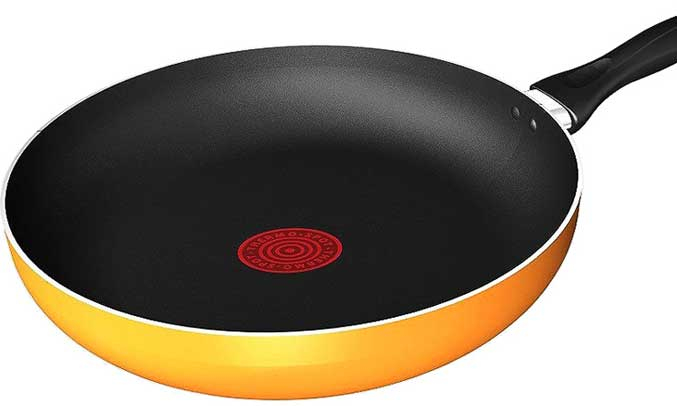 thiết kế chảo khá sâu hạn chế tình trạng mỡ/dầu bắn khi chiên xào