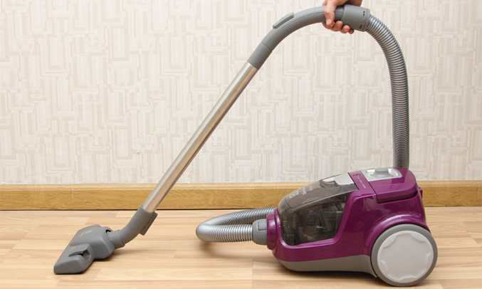 Máy hút bụi Electrolux ZLUX1811 màu tím