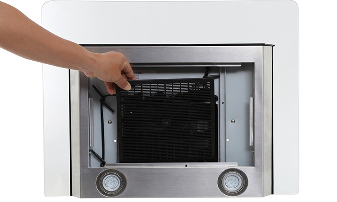 Máy hút khói Electrolux EFC636GAR màu đen khử sạch mùi hôi