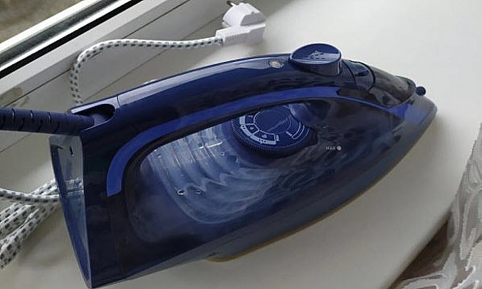 Bàn ủi hơi nước Tefal FV1849E0