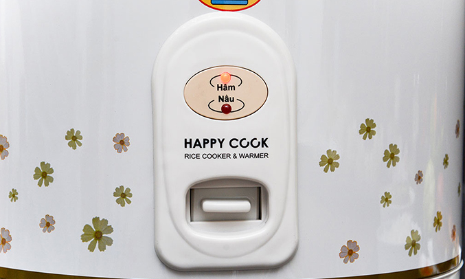 Nồi cơm điện Happy Cook HC-300 giữ ấm hiệu qủa