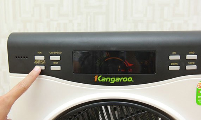 Quạt hơi nước Kangaroo KG553 màn hình LED