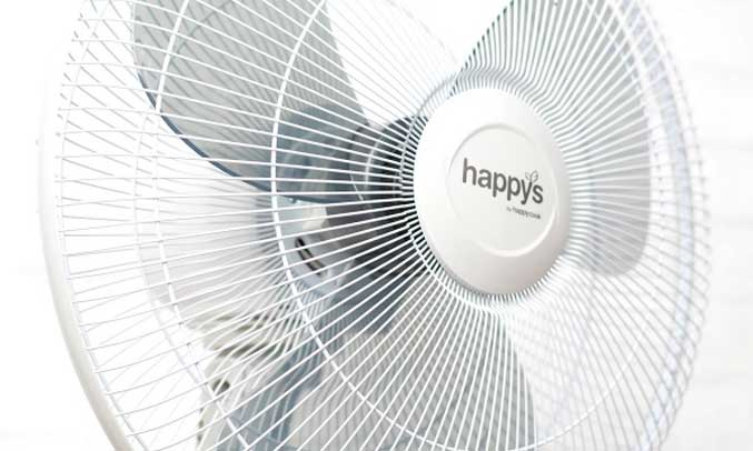 Quạt hoạt động với công suất 55W cùng 5 cánh quạt