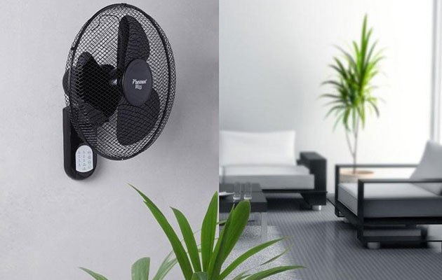 Quạt treo tường không chiếm nhiều diện tích, thích hợp với những căn phòng nhỏ