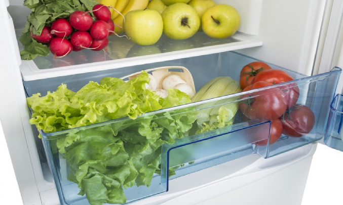Tủ lạnh Aqua 130 lít AQR-T150FA (BS) - Ngăn rau quả khép kín giúp thực phẩm tươi lâu