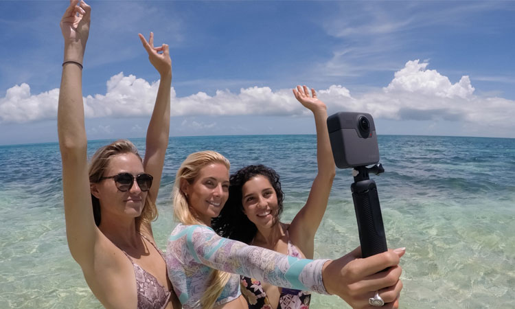 Chủ động điều khiển nhanh chóng giúp mọi thao tác với GoPro tiện lợi hơn