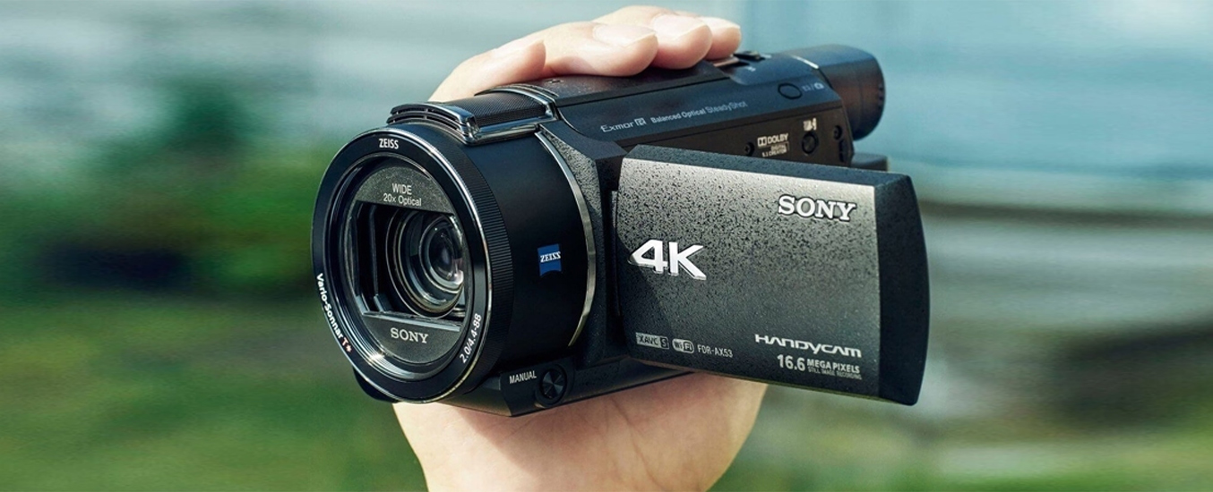 Máy quay phim Sony FDR-AXP55 với thiết kế hiện đại