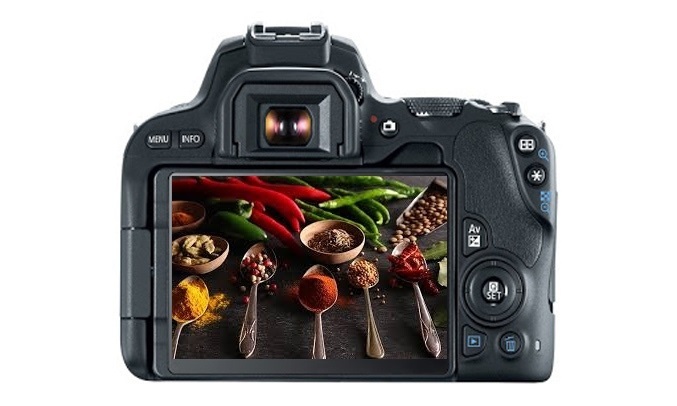 Máy ảnh Canon EOS 200D II Kit 18-55 BK - Khả năng lấy nét tuyệt vời