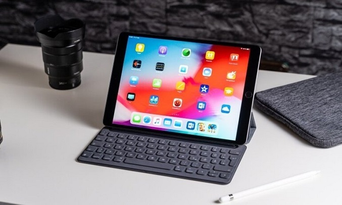 Máy tính bảng Apple iPad Air 10.5 inch Wifi 64GB Bạc 2019 - Kết nối với nhiều phụ kiện