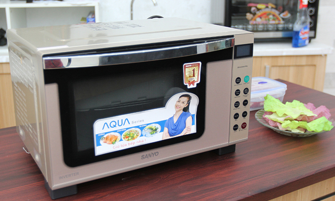 Lò vi sóng Sanyo EM-G3564VFRG 23 lít giảm giá tại nguyenkim.comyenkim.comlasslock HPL-03 có chất liệu thủy tinh siêu bền
