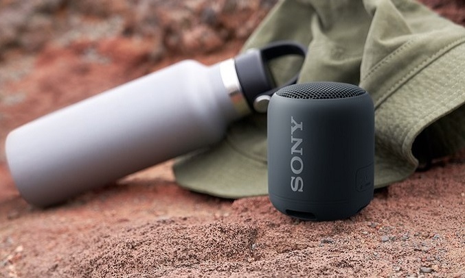 Sony SRS-XB12 Bluetooth Speaker Black - thời gian sử dụng lên đến 16 giờ