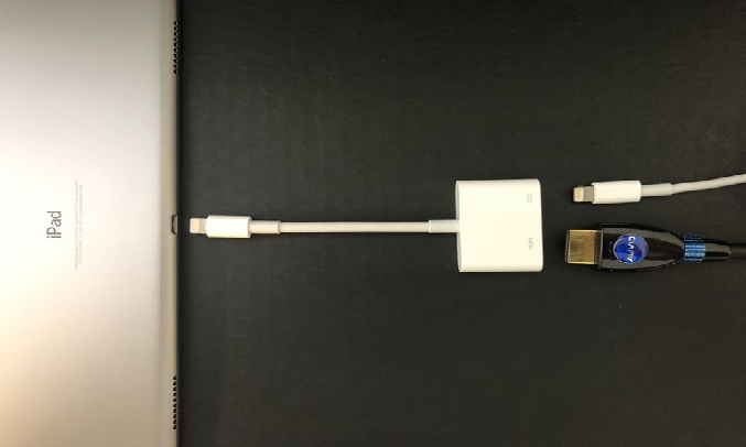 Cáp chuyển đổi Apple USB-C VGA Multiport Adapter_MJ1L2ZP/A - Thao tác kết nối đơn giản