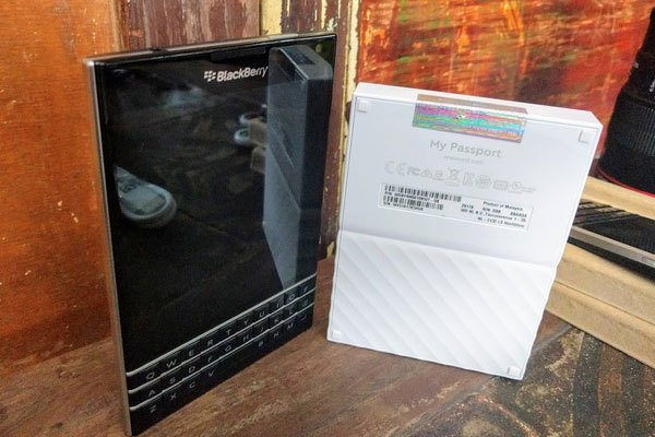 Ổ cứng WD Passport Portable Storage 1TB có thể sao lưu theo thời gian định sẵn