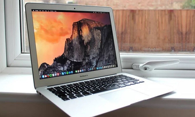 Apple Macbook Air i5 13.3 inch MQD32SA/A