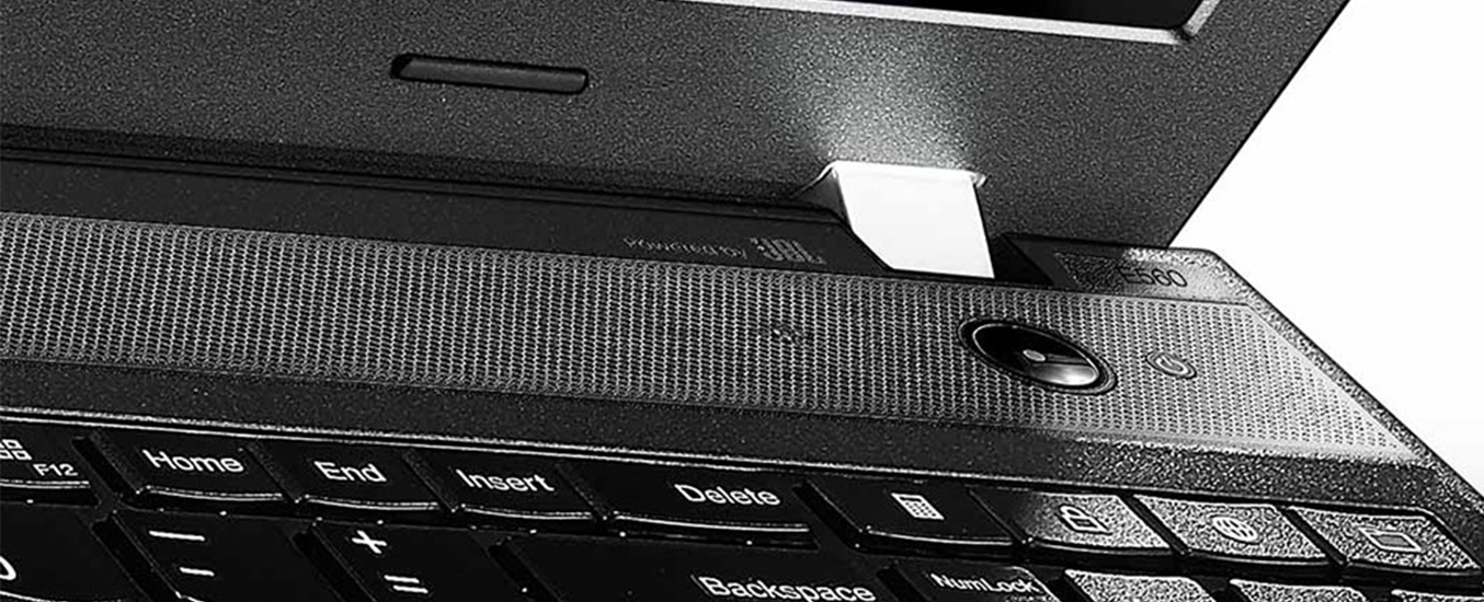 Laptop Lenovo ThinkPad E560 20EVA027VN hiện đại, nhỏ gọn