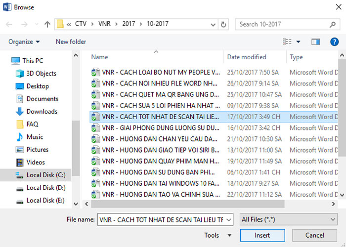 Chọn bản Word bạn cần chèn