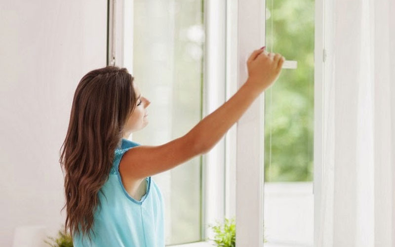 Cần có thêm máy hút ẩm, điều hòa khi đóng kín cửa