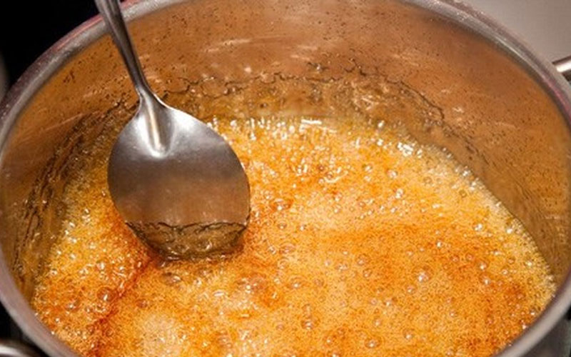 Thắng đường đến khi thấy màu cánh gián đẹp là đươc