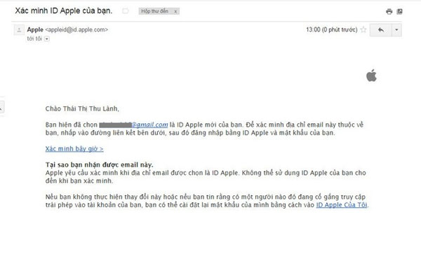 Trên iPhone, bạn chọn vào Xác minh bây giờ để xác mình Apple ID của mình trong email