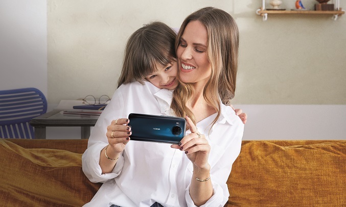 Điện thoại Nokia 5.4 Xanh - Selfie đẹp tự nhiên