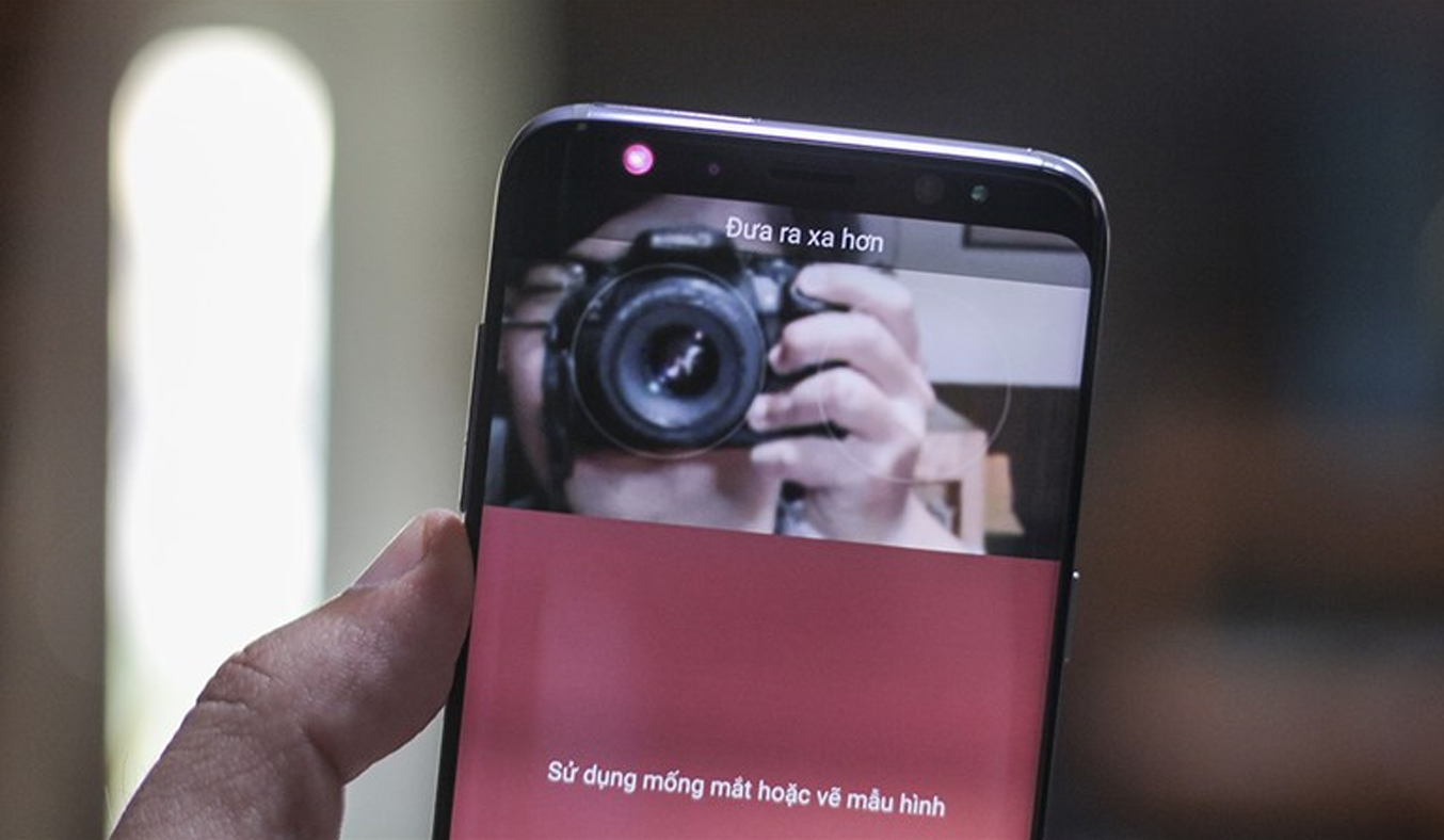 Điện thoại Samsung Galaxy S8 bảo mật hiện đại
