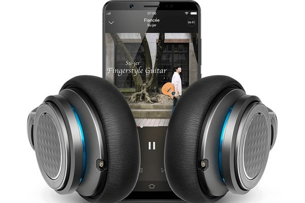 Vivo V7 Plus mang đến âm thanh chân thực đến từ công nghệ âm thanh AK4376