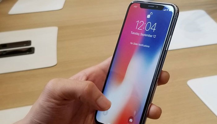iPhone X trang bị con chip A11 Bionic