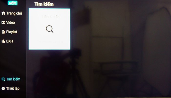 Trong phần tìm kiếm của nhaccuatui bạn hãy gõ tên bản nhạc, video yêu thích