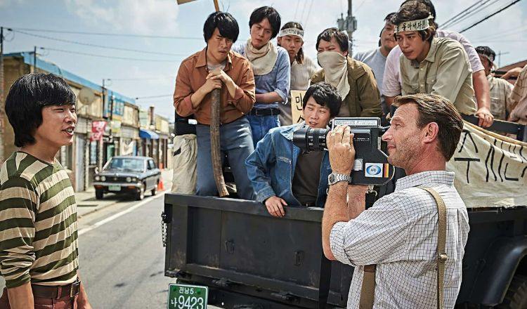 Bộ phim đề cập đến đề tài chính trị